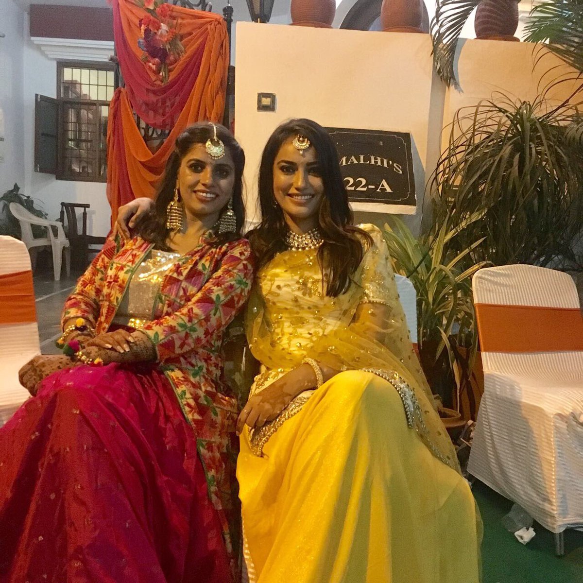 Surbhi Jyoti On Twitter Bestie 39 S Marriage Time To Get