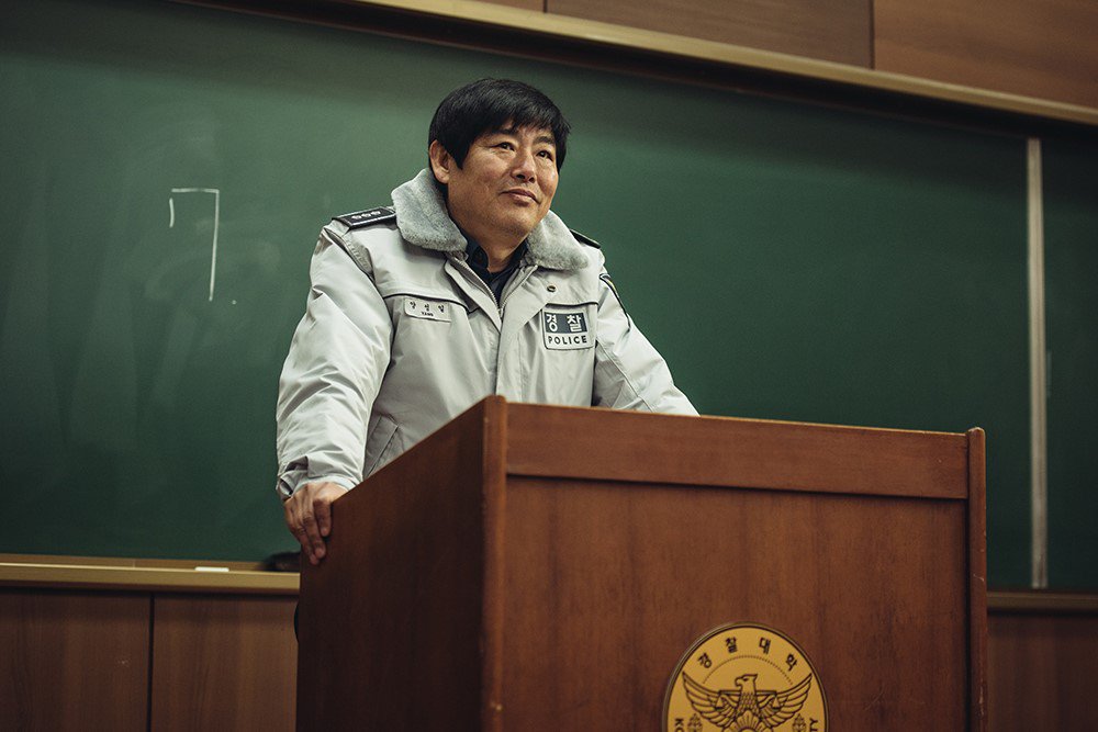 경찰은 시민이 위기에 처했을 때 
가장 먼저 응답하는 사람이다.
#청년경찰