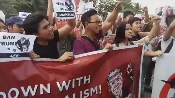 newswatchplusph's tweet photo. Another group of protesters stage rally near PICC, the ASEAN Summit venue, calling for gov't to "ban (U.S. President) Trump." | Screengrab from Anakbayan https://t.co/NcEi4XQJlb