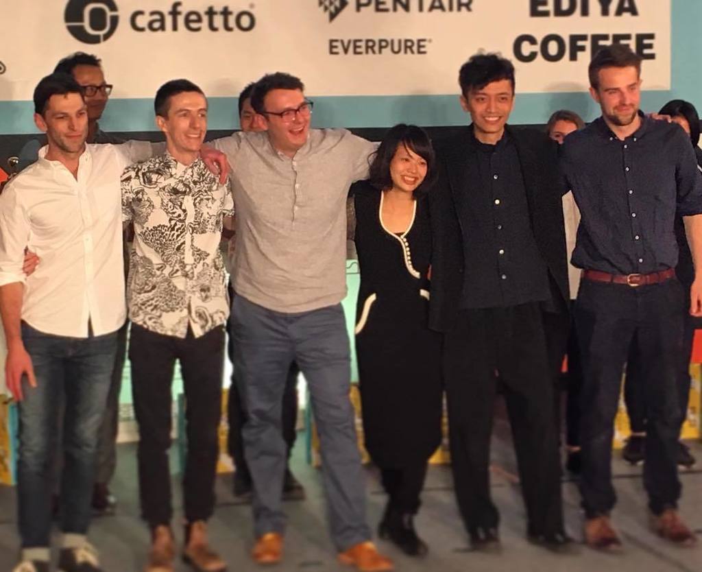 BARISTAMAGAZINE's tweet photo. Your #WBC2017 finalists: Australia 🇦🇺 Hong Kong 🇭🇰 Japan 🇯🇵USA 🇺🇸Canada 🇨🇦United Kingdom 🇬🇧! Amazing job baristas!… https://t.co/JJppC3QGWH https://t.co/PnKlymzree