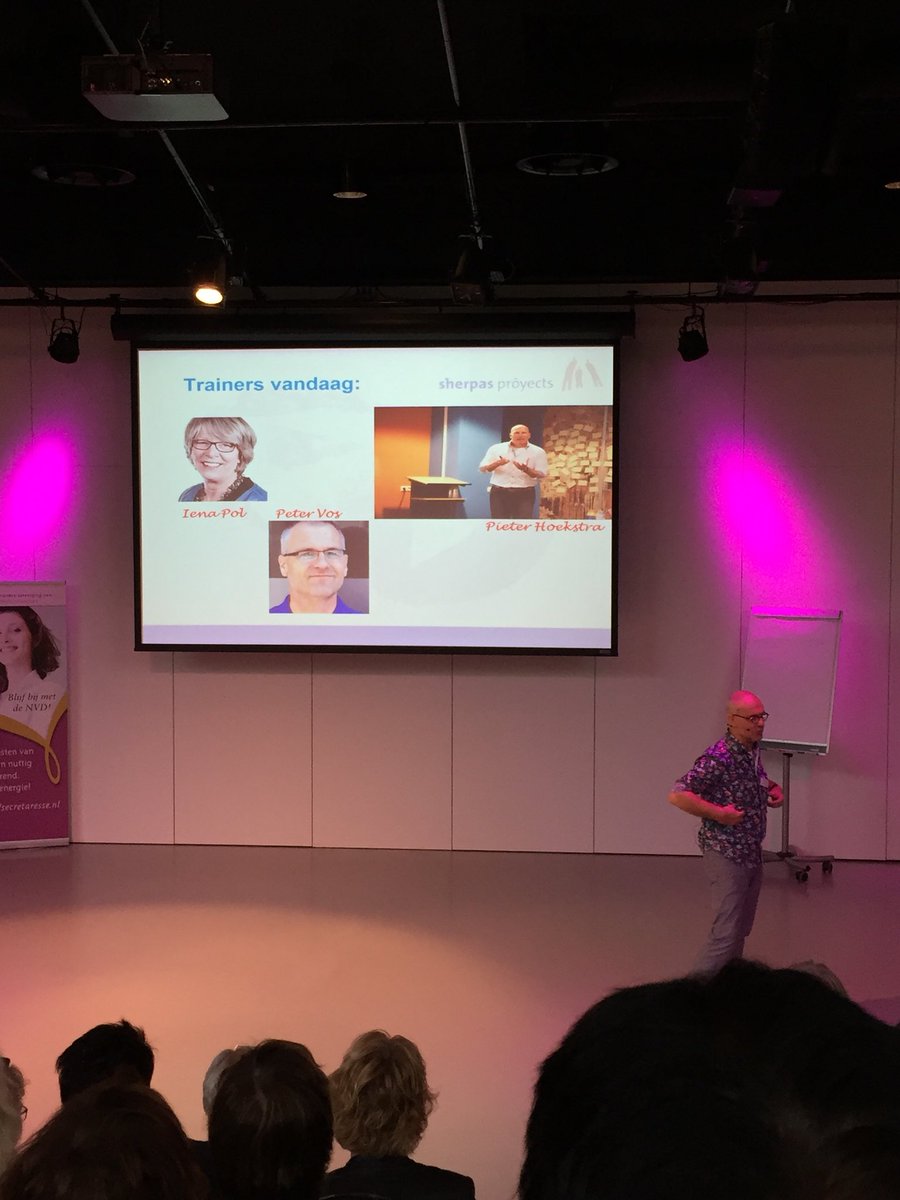 NVDtweet's tweet photo. Landelijke TOP-dag gestart @NVDtweet @PeterVosSherpas #projectassistent @landgoeddehorst https://t.co/C5FMV3rTp2