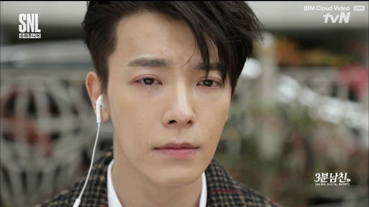 Resultado de imagen para donghae crying