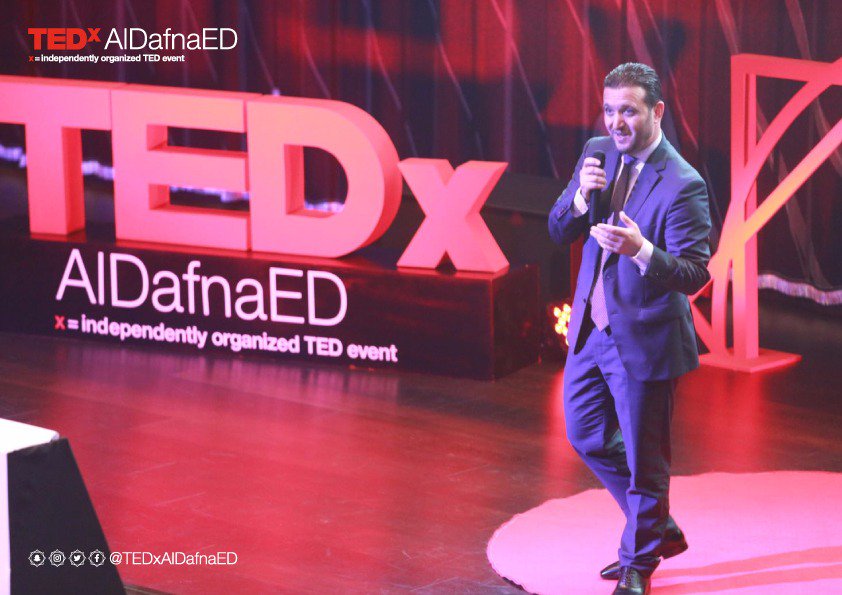 TEDxAlDafnaED's tweet photo. Khalid Omar Yassin
"Teachers stand by you, inspire you, and help you make important life decisions, they are what made you who you are today." https://t.co/X5CeO2Nwdf