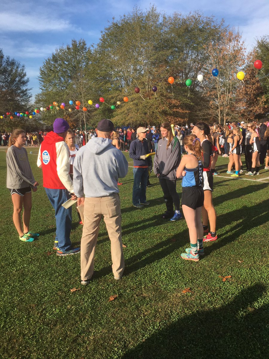 HelenaHighXC_TF's tweet photo. Senior.. Mackenzie Rosener draws for box placement. Girls are ready to race!! https://t.co/LcQwzde4ej