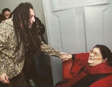 Kangrejoz Records (@kangrejoz) on Twitter photo <a href="/goykaramelo/">Goy</a> y <a href="/hmsosaoficial/">Fundación Mercedes Sosa</a> en el año 2008 encuentro backstage <a href="/fiestavendimia/">fiestadelavendimia</a> <a href="/TiempoVendimia/">Tiempo de Vendimia</a> @FiestasVendimia <a href="/goykaramelo/">Goy</a> y <a href="/hmsosaoficial/">Fundación Mercedes Sosa</a> en el año 2008 encuentro backstage <a href="/fiestavendimia/">fiestadelavendimia</a> <a href="/TiempoVendimia/">Tiempo de Vendimia</a> @FiestasVendimia