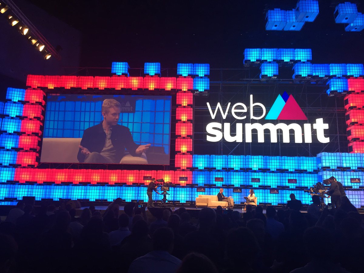 Imagine trying to do a re-design with the fiercely loyal communities of @reddit. The CEO of Reddit took us through how they're working with users to move to a card based UI. "It can't be too clean" but the devil is in the detail: "we spent last 80% of time on 20% of the work".