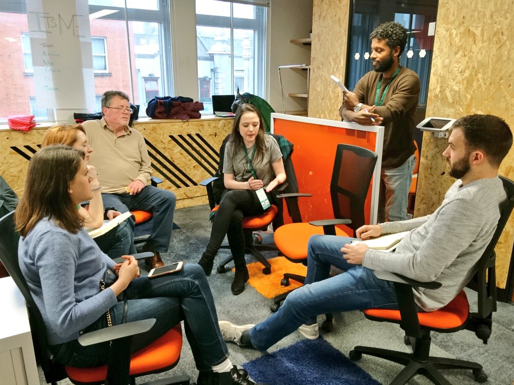 SWDub's tweet image. Knowledge being disseminated in the room right now by our awesome mentors. #SWDubFintech #fintech #startups #TSWG2017 #SWDub