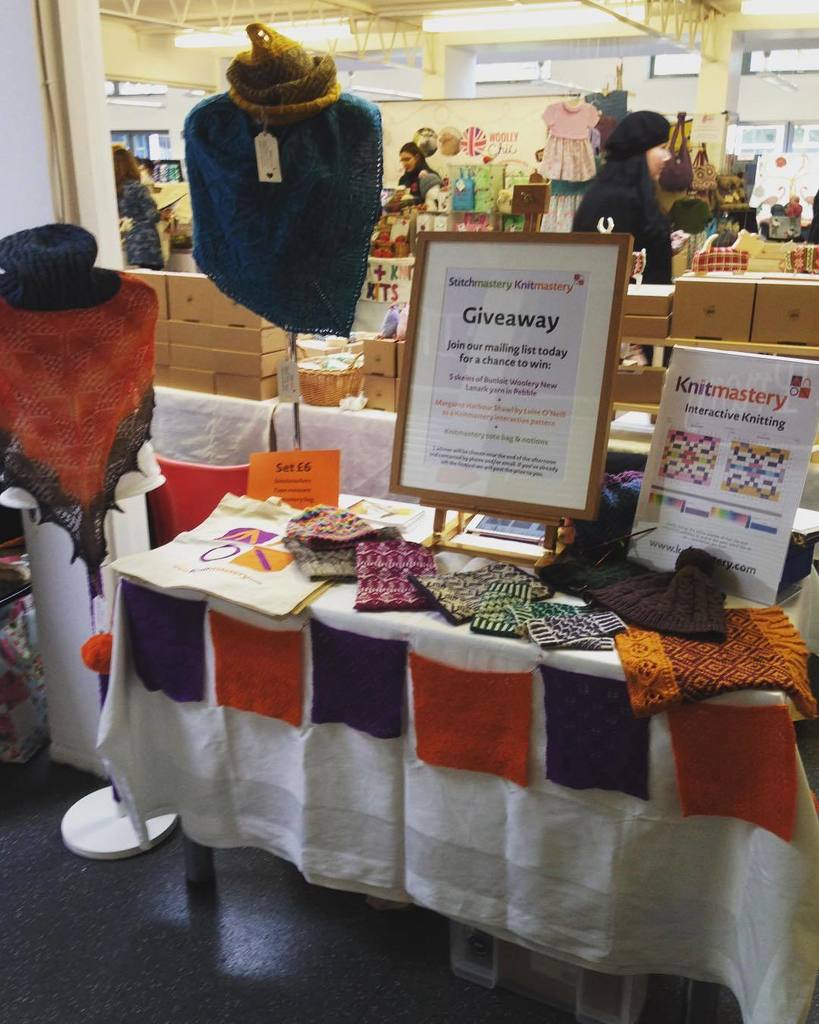 knitmastery's tweet photo. Pop by and say hello! #festiwool #hitchin #stand #samples #demo #hello https://t.co/aYqGjppveE https://t.co/GtYW9aRLzZ