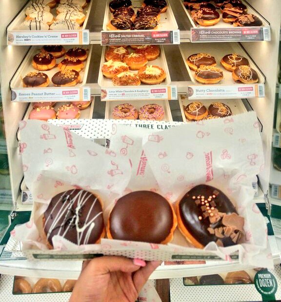 Aliya_Ladha's tweet photo. The three chosen ones...#HappyWeekend Everyone 🍩 #ChocolateDreamcake #ChocolateCustard #ChocolateBrownie @krispykremeUK https://t.co/CWCt2UKO9v