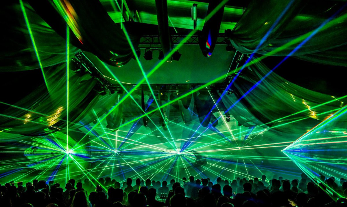 Zucht.... was het nog maar 11 november 2016... Dan hadden we ons grandioze 45-jarige jubileumfeest 'Histoury' nog te goed! Gelukkig hebben we de foto's nog én de onvergetelijke herinnering!