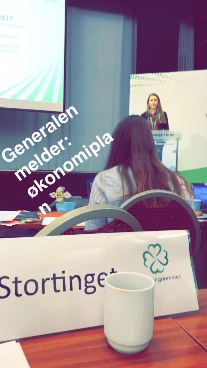 Marit Knutsdatter Strand (@perlestrand) on Twitter photo Plettfri ordstyring, konservativ økonomidebatt... <a href="/Senterungdommen/">Senterungdommen</a> sitt landsmøte er godt i gang! #lmsul17 #påplass #stortingsbenken #vyrde Plettfri ordstyring, konservativ økonomidebatt... <a href="/Senterungdommen/">Senterungdommen</a> sitt landsmøte er godt i gang! #lmsul17 #påplass #stortingsbenken #vyrde