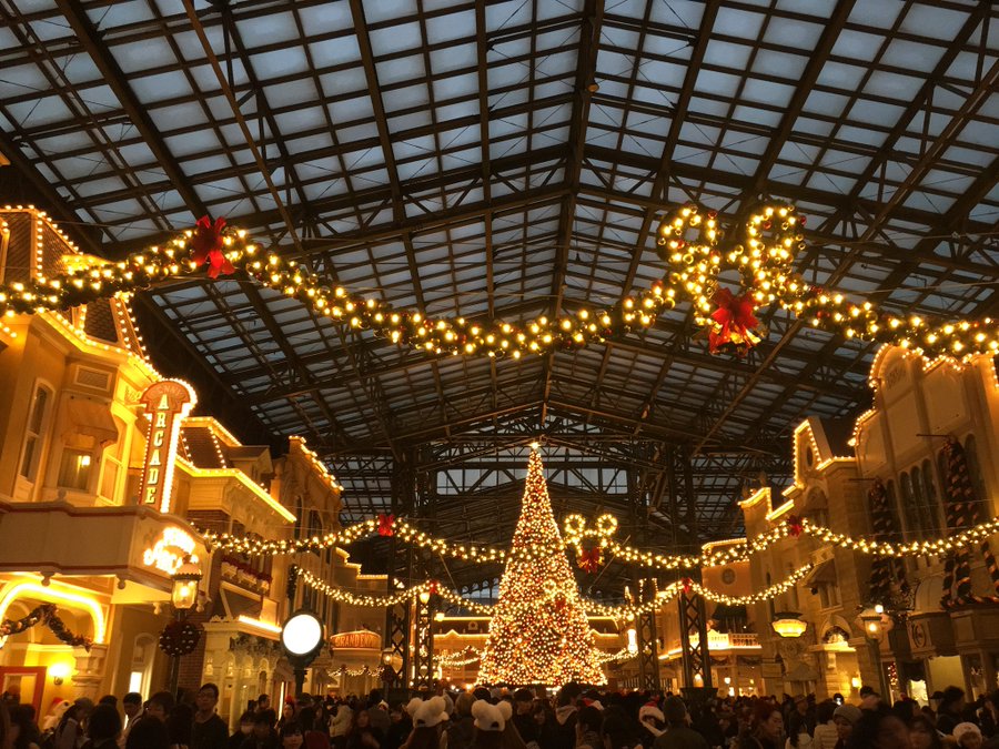 ディズニーのクリスマス17 期間はいつから パレードやお土産グッズのおすすめはコレ