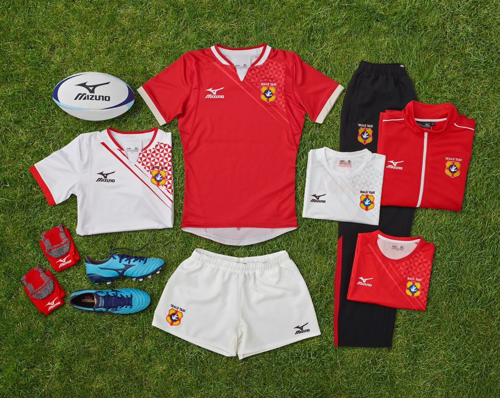 cameronwaghorn's tweet photo. Check out the @officialTongaRU training & match range from Mizuno, get in touch if your looking for something similar for your club #MizunoTeamwear #PowerToPerform #TrainingRange #MatchKit https://t.co/m2sQDoy3Xv