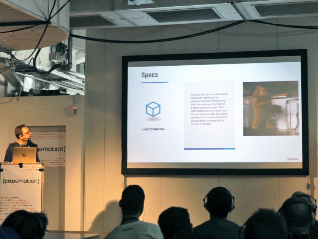 CodemotionIT's tweet image. &quot;#ARCore has a cool feature: light detection. It can be used in your favourite IDE: Android Studio (both Java and Kotlin), Unity, Unreal Engine, for the web too with Three.js (still very alpha)&quot; @joaolaq here at #Codemotion Milan 2017