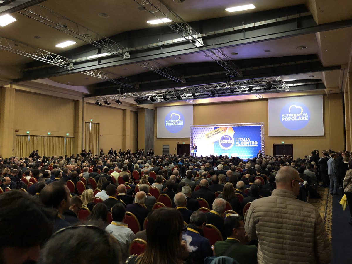 Questa è Alternativa Popolare.... avanti così!