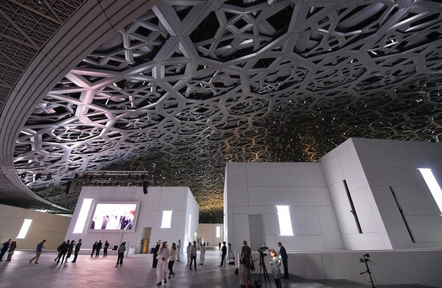 combineed's tweet photo. The #LouvreAbuDhabi has just opened its doors • As a universal #museum, the institution pays homage to the entire artistic creation of humanity, through all ages • Architecture by #JeanNouvel, 📸 Ludovic Marin / AFP #LouvreAbuDhabiOpening #architectureart #culturalroutes https://t.co/itJWUQvSF9