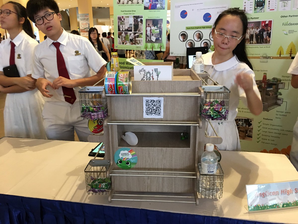 NEAsg's tweet photo. Check out interesting prototypes such as the ‘Green Energisers’ project that automatically turns the lights and fans on and off in the classroom at the South East District CGS carnival at Heartbeat@Bedok.
#CGS2017 #CleanAndGreenSingapore #SustainableSG #EveryActionCounts https://t.co/vVaxMGXMvT
