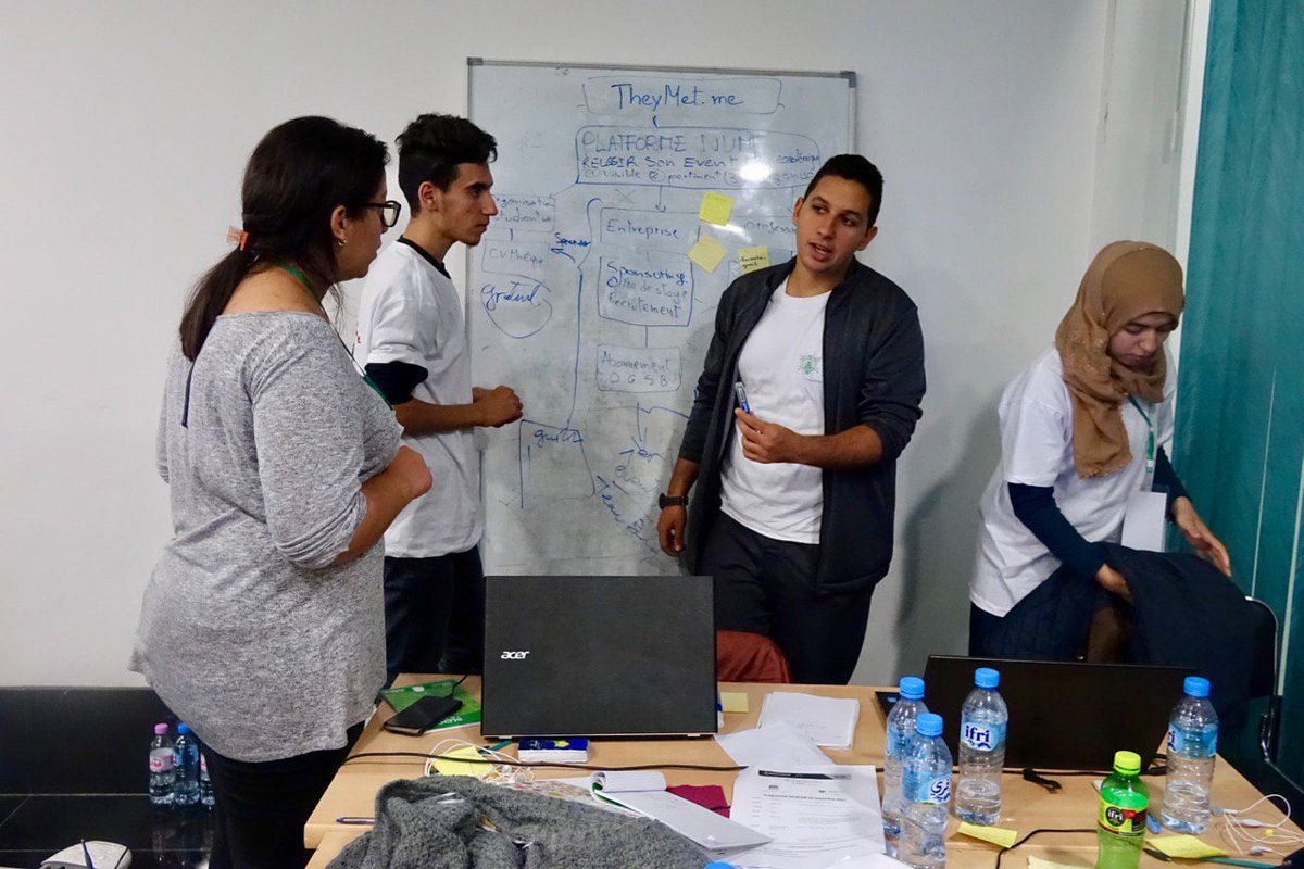 gdg_sba's tweet photo. LIVE: Participants working on Business Model and Prototype, a few hours before the final presentation.
#GDGSBA #GDG17 #GDRMENA #GDG https://t.co/85iU6TcLkB