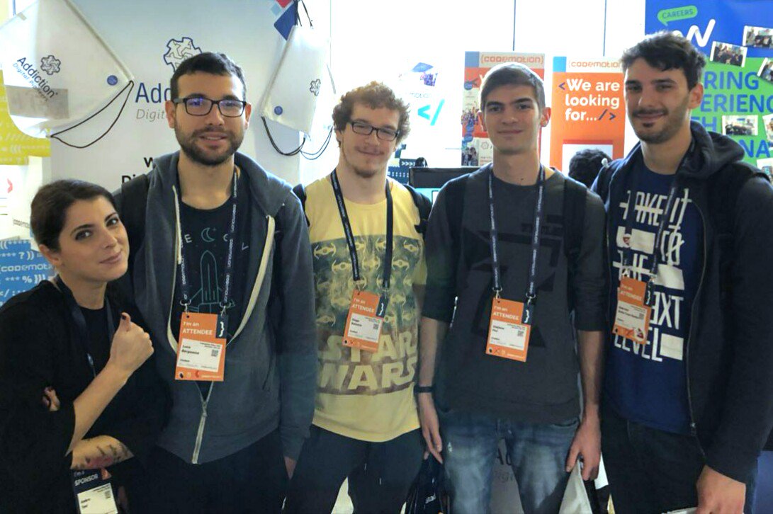 Addictiondp's tweet image. E tu a cosa sei #ImAddictedto? Scoprilo al nostro desk a #Codemotion! Ti aspettiamooo