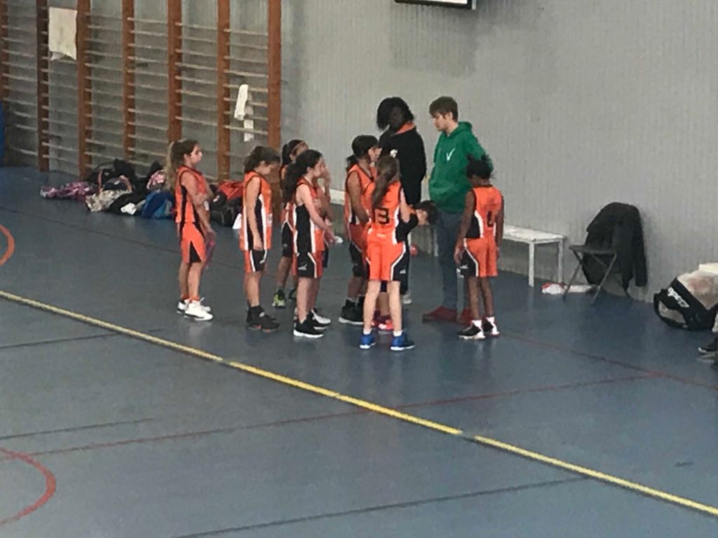 cbboetmaresme's tweet photo. Mini A femení 51 - 43 @cbcabrils #aeb #vivimelbasquet #MiniAFem https://t.co/4OP3Igwsn1
