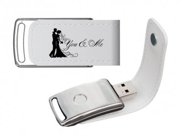 Elegantdisk's tweet photo. Hochzeit USB-Stick 32 GB. USB Hochzeit Design. Kunstleder Weiss. - Hochzeit https://t.co/CNoKGv6VE7 #hülle #case https://t.co/tUzvZgefbd