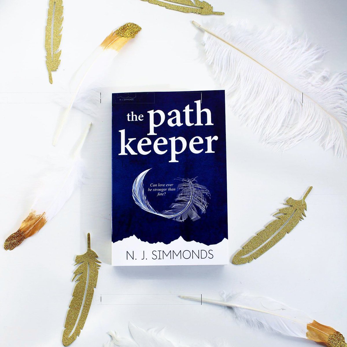 NJSimmondsbooks's tweet photo. Want a signed copy of THE PATH KEEPER? Follow and RT. Winner announced Monday 13 Nov. #yabookpromo #bookgiveaway #yauk https://t.co/5Z3k0IAPiJ