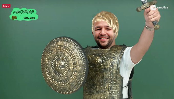 SeguraOPrint's tweet photo. quem disse que o pc não veio de jaime lannister? #tamojuntoenem https://t.co/loVCRoxiUC