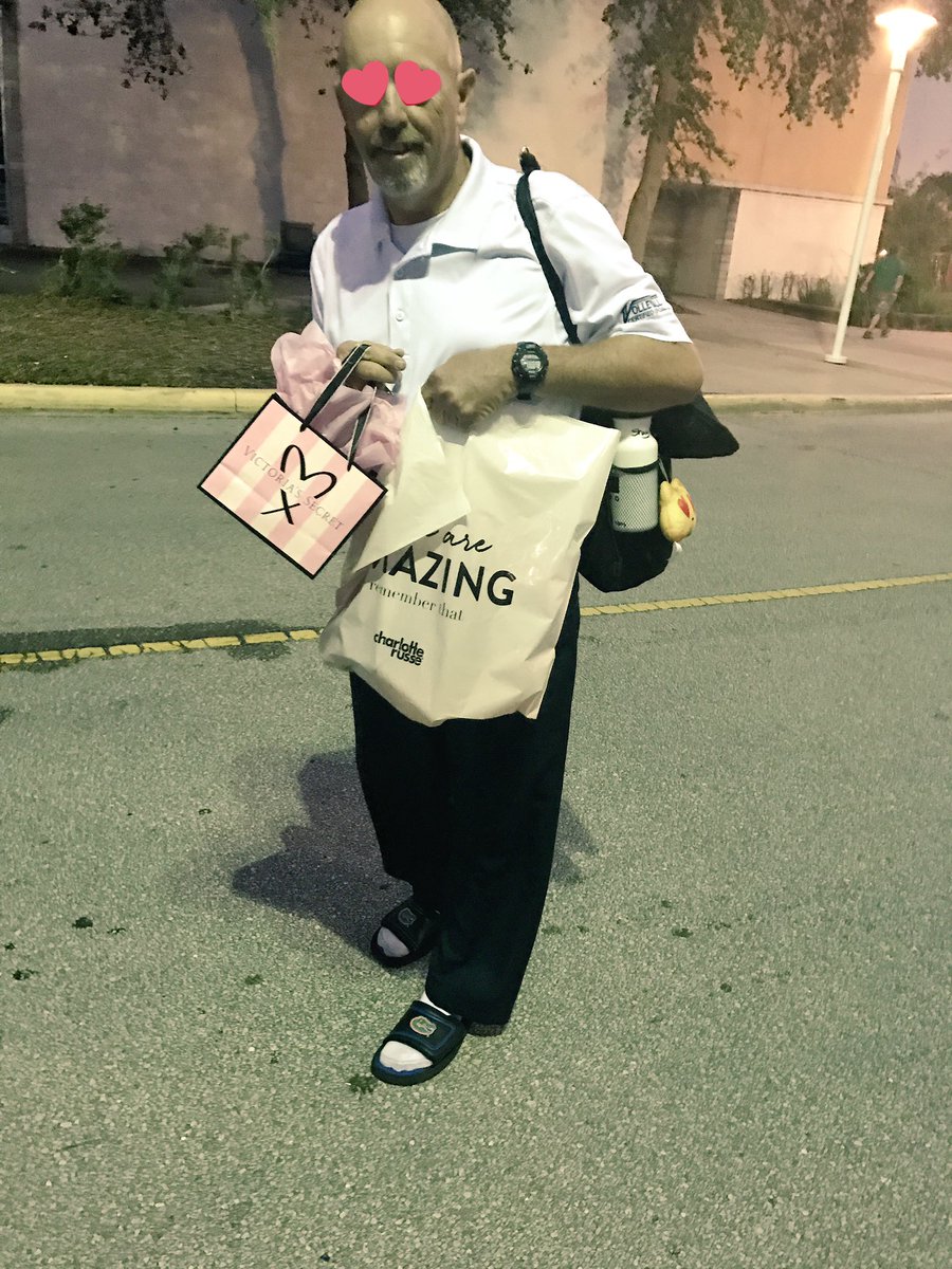 QueenSemira's tweet photo. Look at that happy to be of service...although he was late and he paid for it with my window shopping ๐ @RTbetapet @RTEbonyGoddess @RTDoms #queenlife #ebonydomme #floridadomme #totalpowerexchange #longtermsub #maschovist #painsub #chauffeur https://t.co/cZ6CB18bsQ