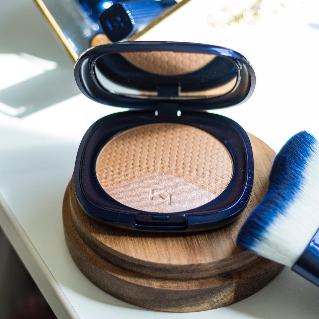 KikoMilanoIndia's tweet photo. Mattify & refine your #look with #KikoFallCollection Duo Bronzer! Share your #glow with us with #Kikotrendsetters https://t.co/wkVkXDQm48