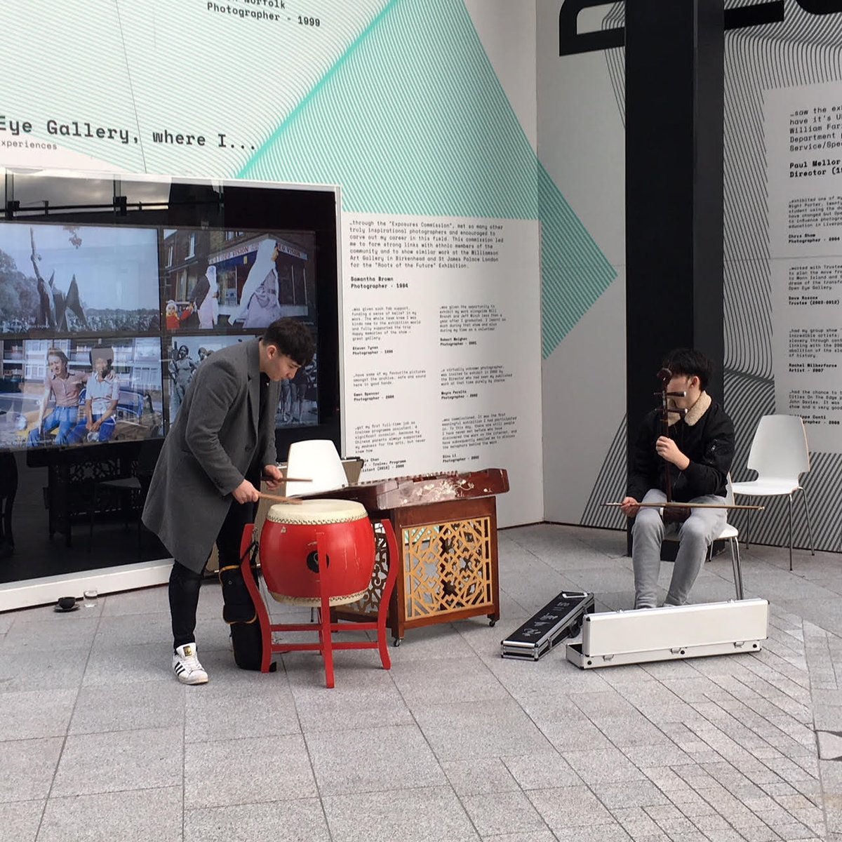 The Pagoda Chinese Youth Orchestra is performing outside Open Eye Gallery now as part of Another England. A whole day of events celebrating 100 years of Black and Asian culture in Liverpool.
#AnotherEngland #Liverpool