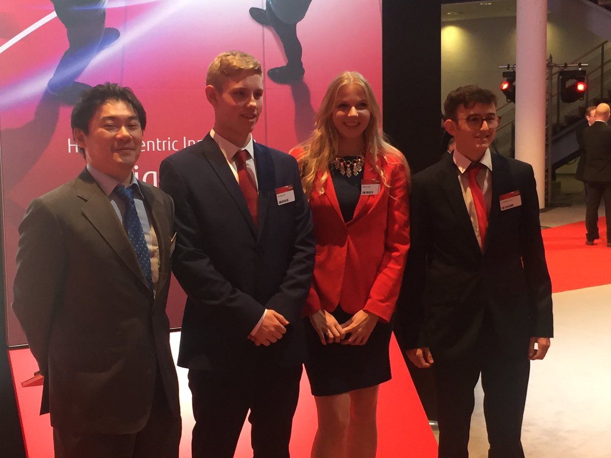 stevecaunter1's tweet photo. Thank you to @AshMerchant1 @MarisaConnolly @JMaynard_1 @mercedes_adams @LDE_iguru involved in supporting @sdcollege students #FujitsuForum https://t.co/TX3dSqlScu