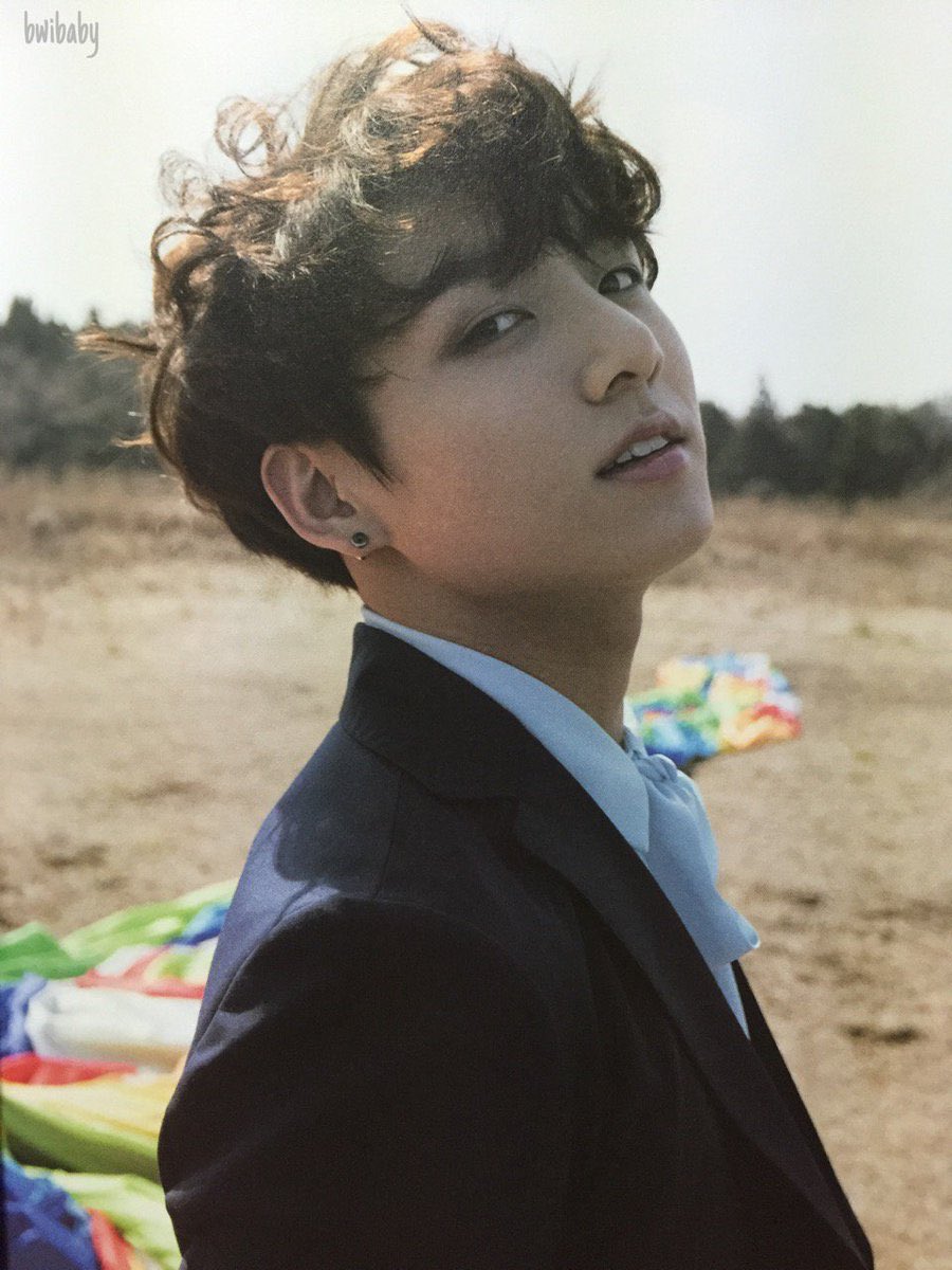 jungkook pics 🐰 on Twitter: "Jungkook curly hair…