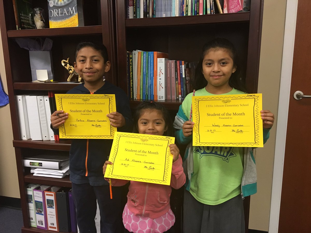 IEJJets's tweet image. 3 shining stars. #samefamily #samemonth 🌟