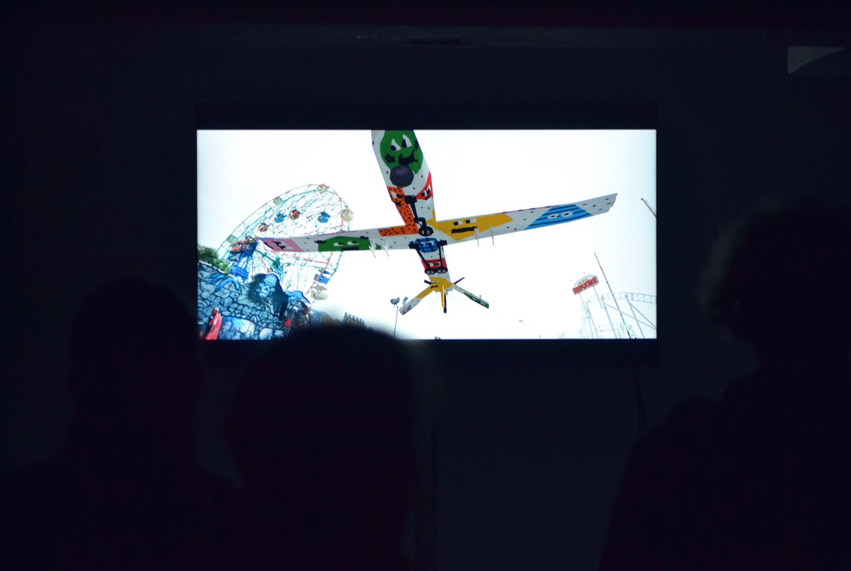 THESUPPORTUS's tweet photo. At the opening of #Düsseldorf's festival for digital art #diedigitale. This year's main theme: #LowTechArt - presented in various forms, from #photography to #music. #theolutz https://t.co/kLU5dOoRx0