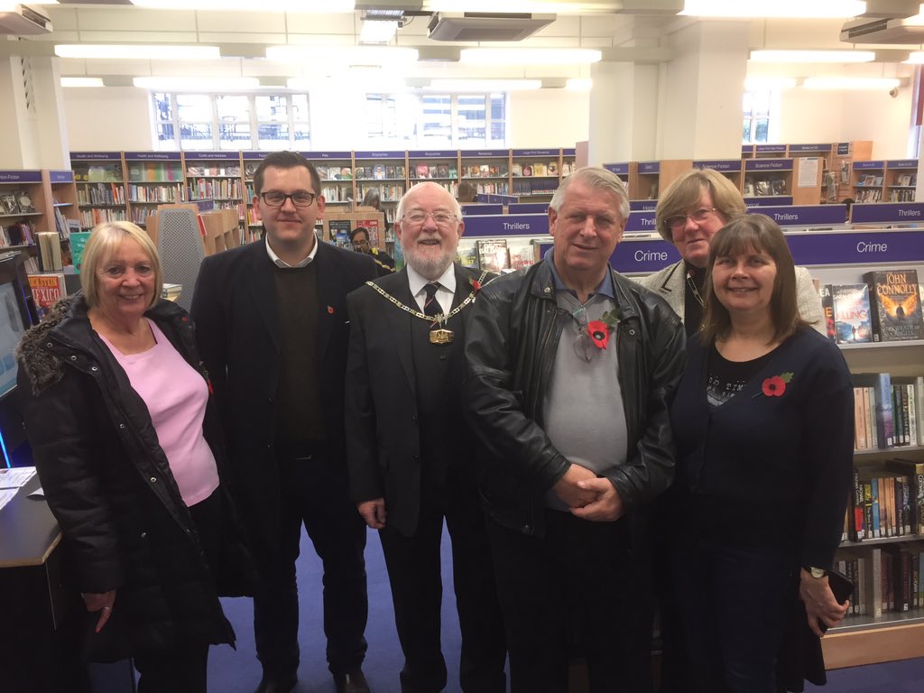 louie_french's tweet photo. Pleased to be at the official opening of #Theworkary and refurbished #Welling library. Great investment for locals https://t.co/7MGwrWtFVo