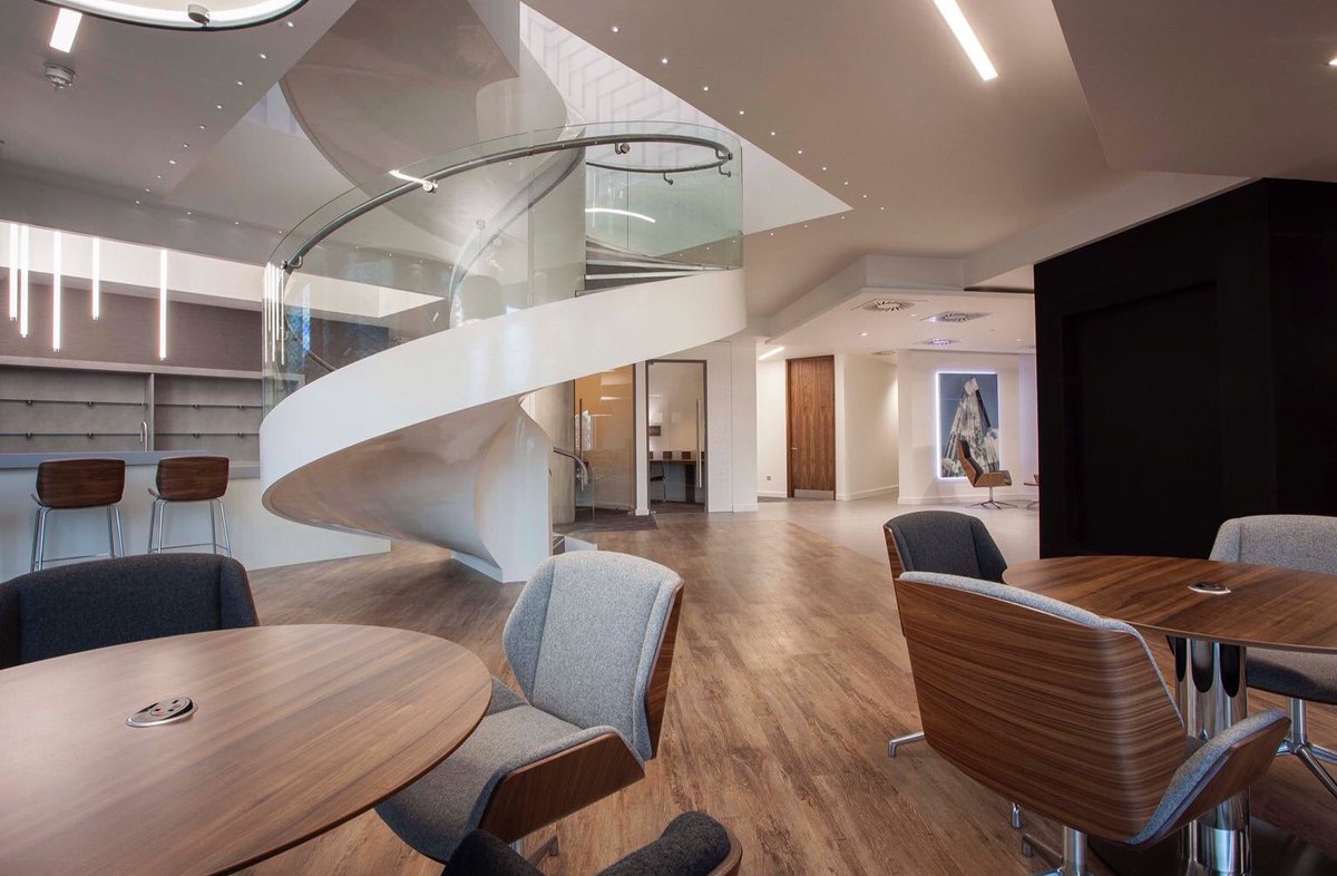 AllWorkSocial's tweet photo. It's not just XYZ Works &amp; Social that embrace agile &amp; flexible workspace in the @XYZbuilding, our neighbours @Shoosmiths have fully embraced this modern way of working 📈🗄🛋🚪 https://t.co/yZZNVXiVvh