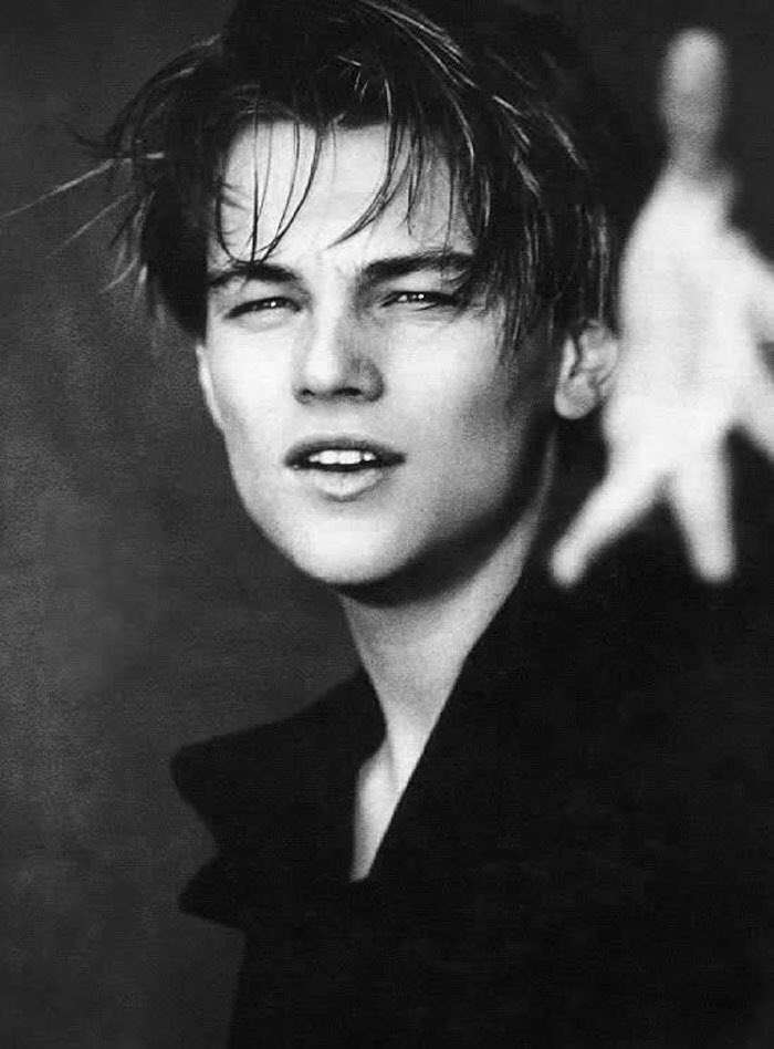 LeoDiCaprioCom's tweet photo. Happy birthday to my favorite actor (and birthday twin) @LeoDiCaprio! 💕🎉 #HappyBirthdayLeo #LeonardoDiCaprio https://t.co/msAQdfbMAI