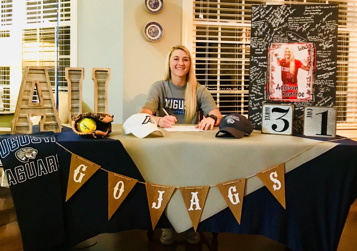 TeamGASoftball's tweet photo. Congrats Addie - now an Augusta University Jag!!  @addison_renfroe @AUG_Softball https://t.co/M7Kh712z5m
