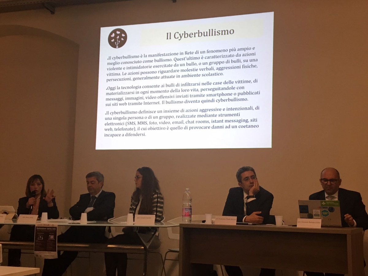 DigitaleRosa's tweet image. #Conferenza: "Distorsioni della #rete - formarsi e informarsi per una #navigazione sicura". 👩💻👨💻
"The conquest is information!" 💪