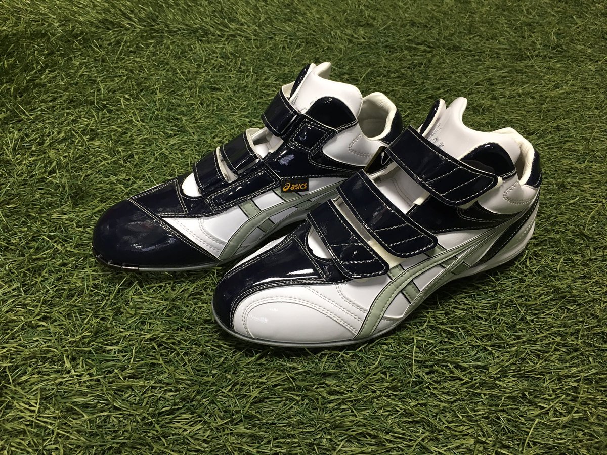 マツダスポーツ奈良店 アシックスオーダースパイク仕上がりました 取り替え樹脂スタッドなので草野球プレイヤーにもオススメですね マツダスポーツ Asicsbaseball アシックス オーダー スパイク ポイントスパイク
