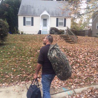 BethesdaCares's tweet photo. As always, we stand with and thank our Veterans. We are proud to have been a part of ending Veteran homelessness in #MoCo #VeteransDay #ActuallyEndingHomelessness https://t.co/P0QpxNOy1x