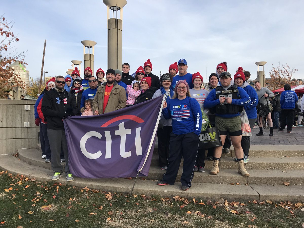 Our #CitiSalutes team is ready to go! Excited for the <a href="/DAV5K/">DAV5K</a> to start!