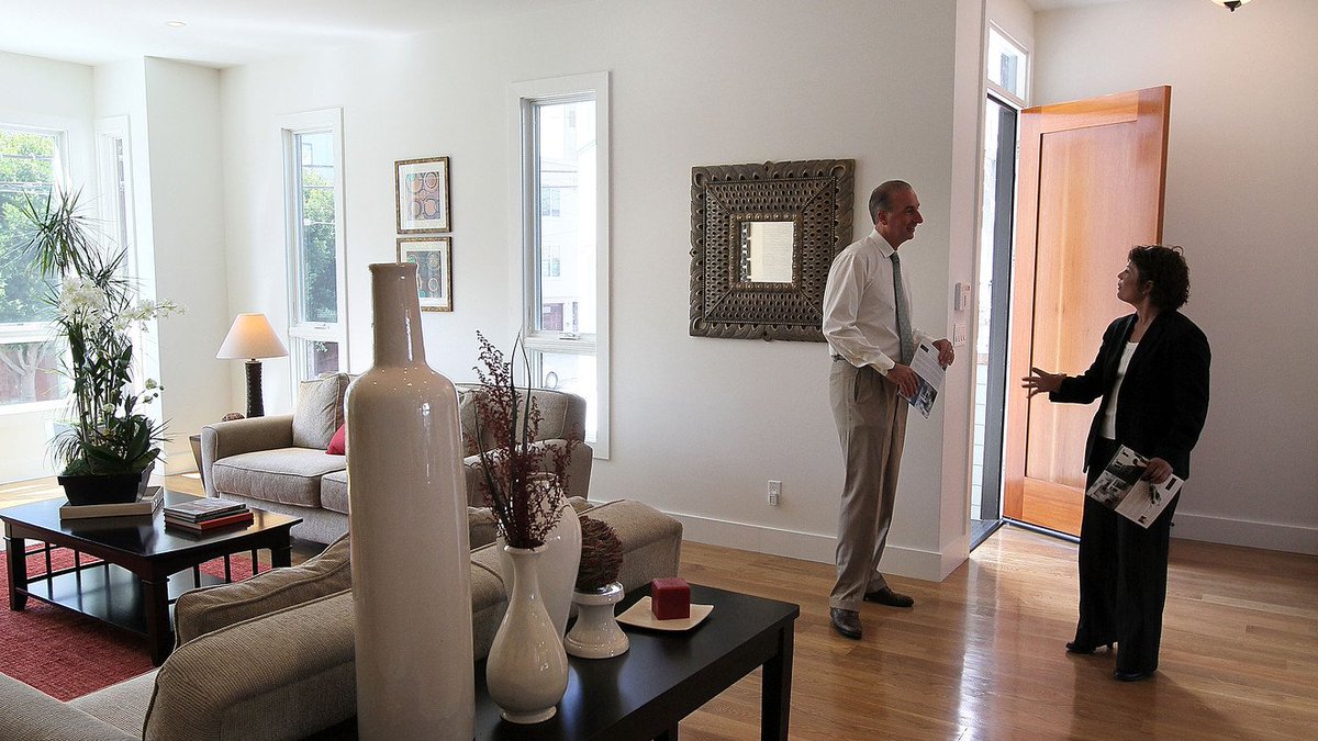 DistinctiveProp's tweet image. Selling your home this spring? 50 tips to sell it faster and at a better price marketwatch.com/story/selling-…