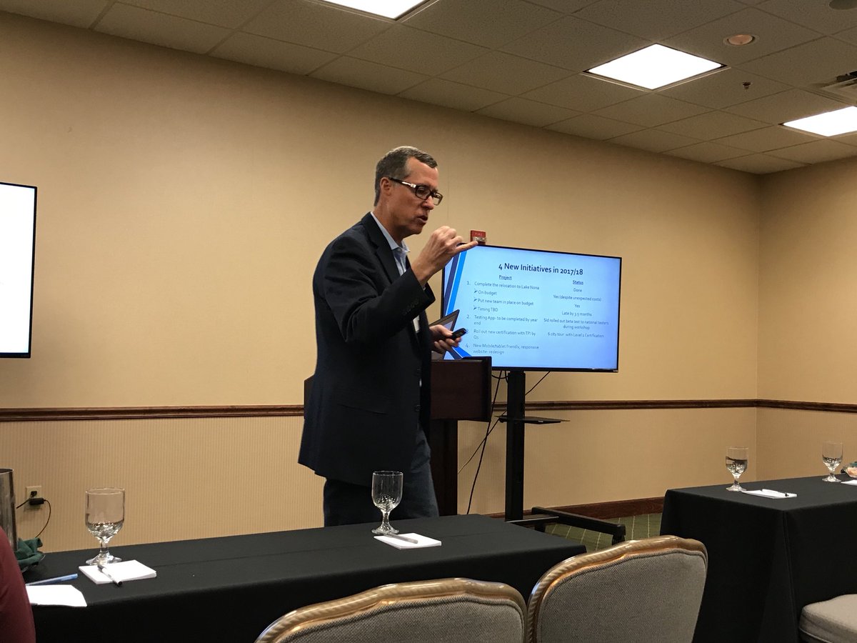 USPTA_MS's tweet photo. John Embree talking at the #USPTAMSConf17 about the state of @USPTA_Tennis, the direction we are moving, Lake Nona and much more! A big thank you to John!
#uspta #usptamiddlestates #usptapro #tenniscoach #tennispro #getyour6 https://t.co/Sfz24nsShg