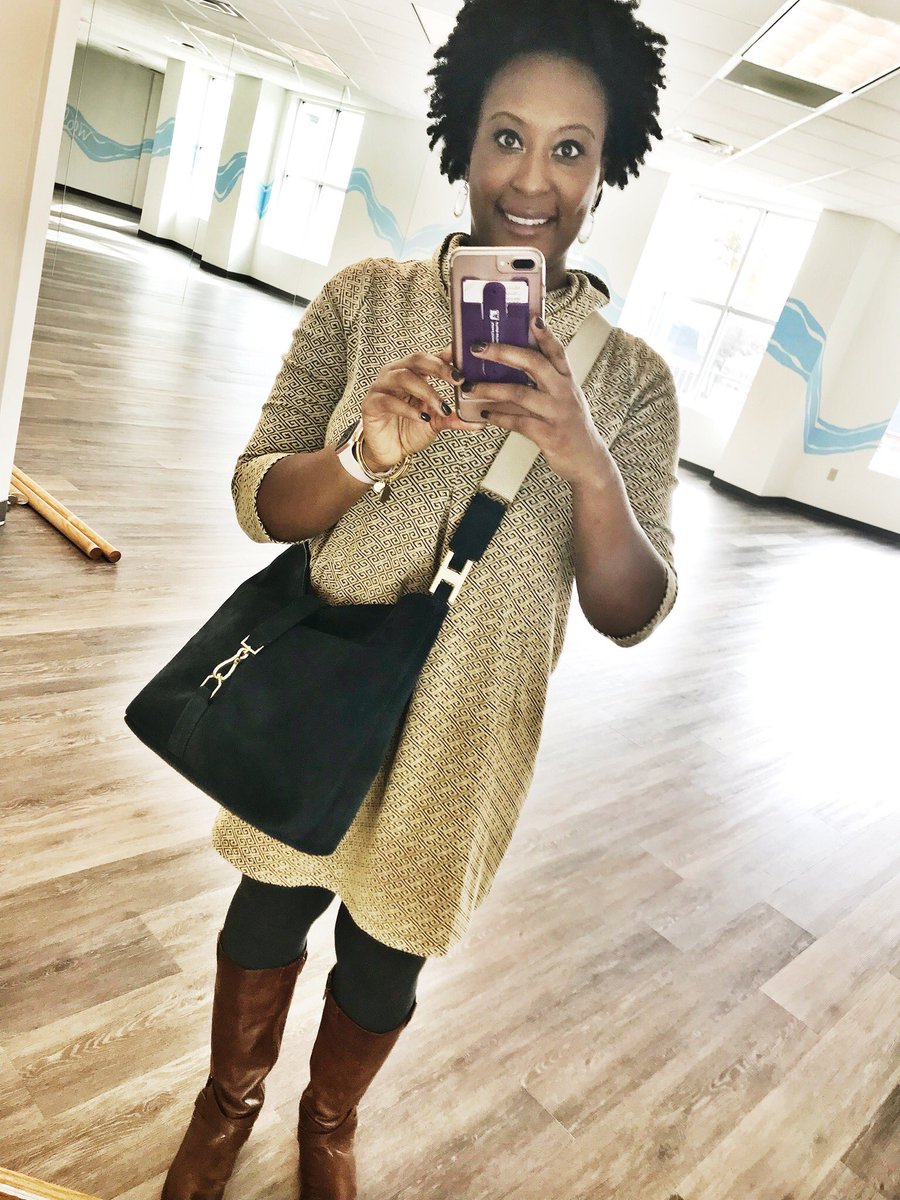 absolutely_alli's tweet photo. Today’s details! 💕
Shop my #indiahicksstyle hobo via https://t.co/Y5wNN7dP4C
#kyblogger #currentlywearing #tylerboe #whattowear #style #fashion #fallstyle #fall #ihstyle #wiw #liketkit #beauty #blogger #socialmediainfluencer #dress #ltkstyle #ltkbag #botd #crossbodybag https://t.co/2Ch8apDgmU