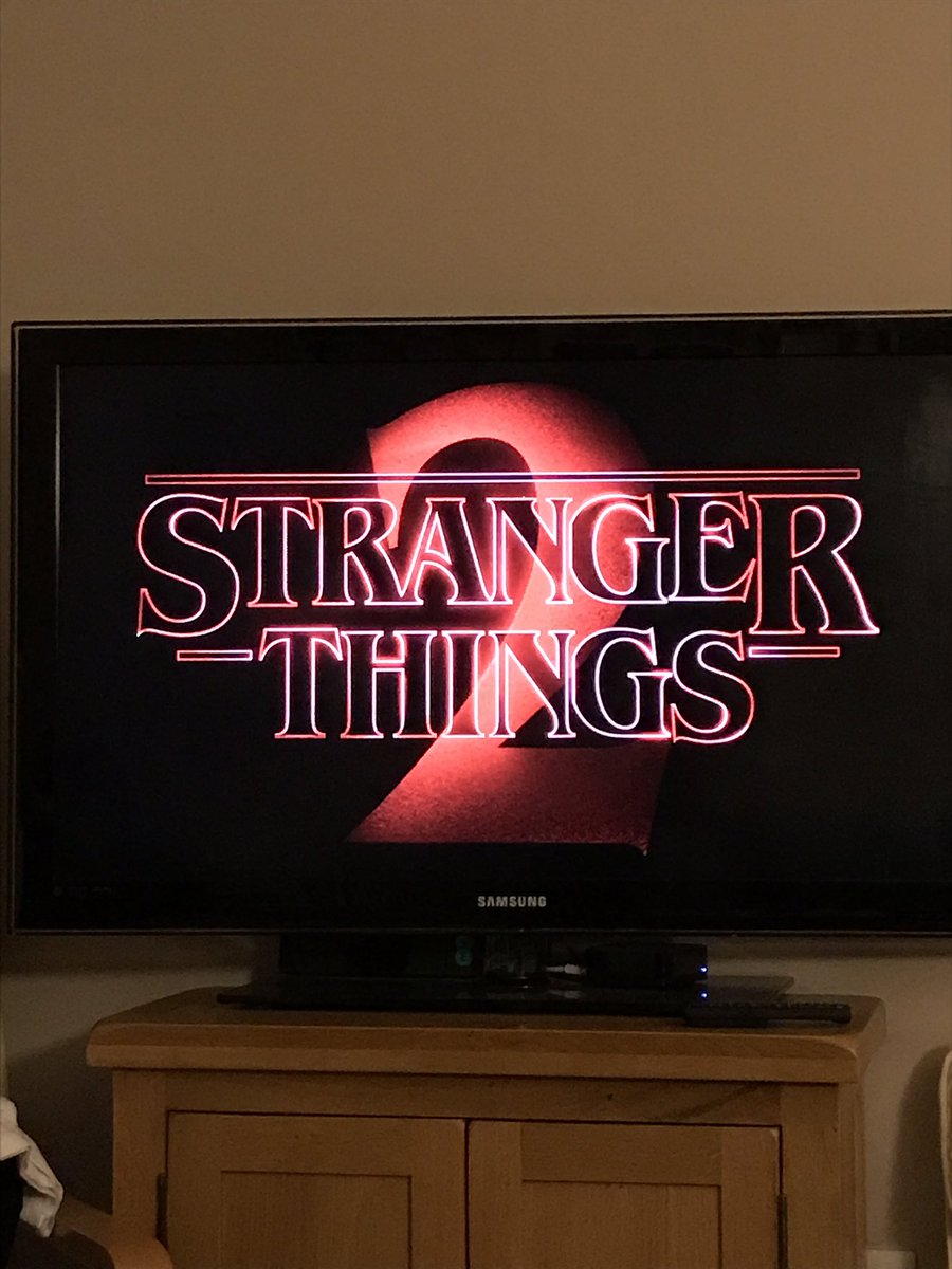 _Moonbeam_Sky's tweet photo. #StrangerThings2 and left over curry with this one. ❤️ #skandy https://t.co/4xtE352nTk