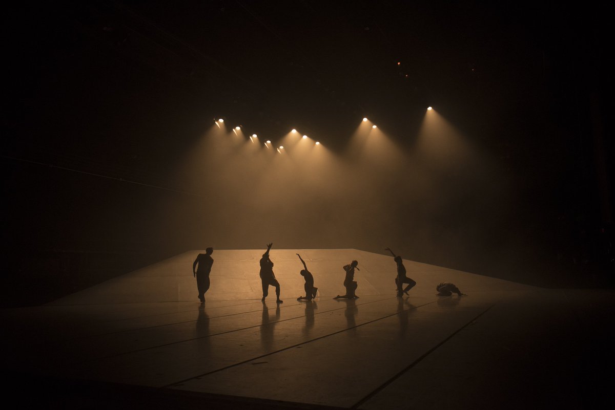 LouBallet's tweet photo. "Jervies creates a disturbing, powerful, evocation of human displacement, and the toll that it takes personally and collectively." - WFPL. Don't miss your final chance to see "Stravinsky!" tonight at 8pm! https://t.co/X98zWvCcm8 https://t.co/jgsXKfb25r