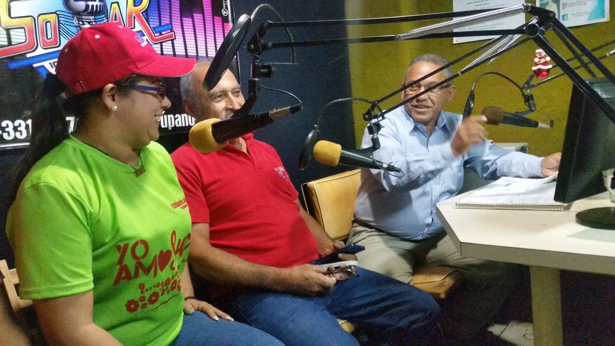 uptpariaoficial's tweet photo. #EsNoticia: Hoy Contacto Universitario contó con la presencia de Nircia Villegas, candidata del @PartidoPSUV por la Alcaldía de Bérmudez Edo. Sucre #ContactoUniversitario #SolarFM #UPTParia https://t.co/qy491j0zLc