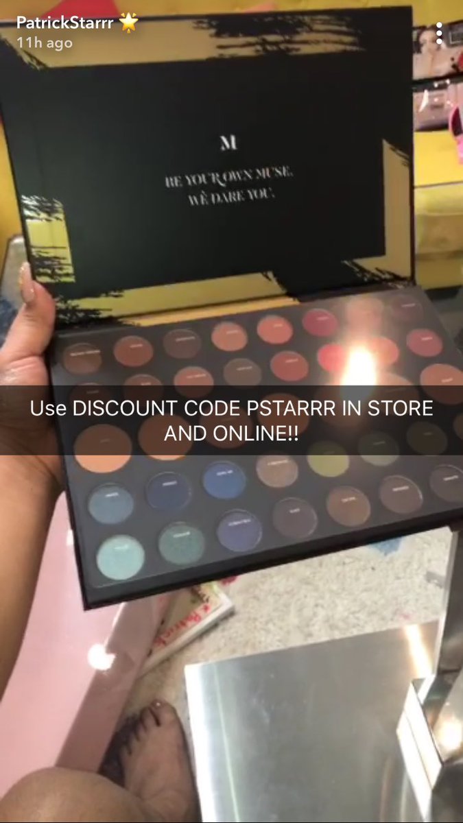 evalpz17's tweet photo. #unboxTAYTAY @patrickstarrr 
Help me have the greatest birthday ever please???? https://t.co/RJkmRpZwMW