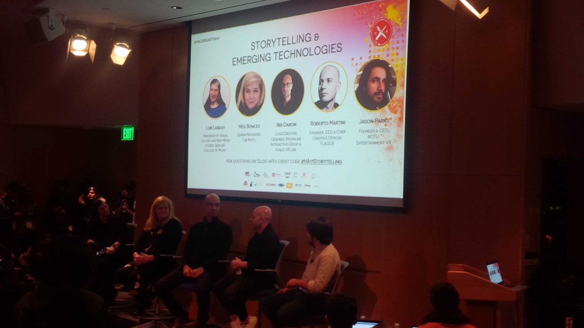 hfgerardo's tweet image. @megmbowles @TheMoth  &quot;Be authentic, vulnerable &amp;amp;  identify an emotion as you&apos;re telling a story&quot; #hackingarts2017